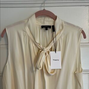 Theory Cream Sleeveless silk Blouse